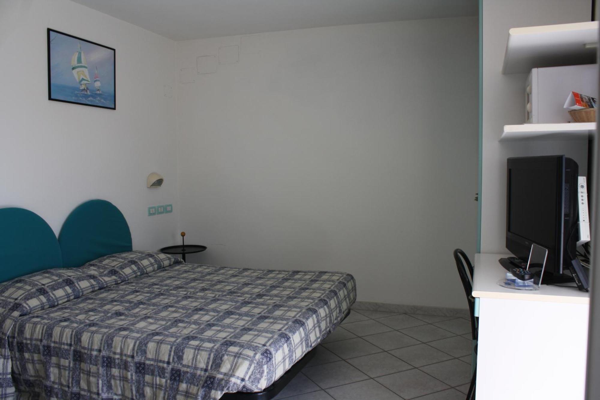 Residence Le Vele Cattolica Habitación foto